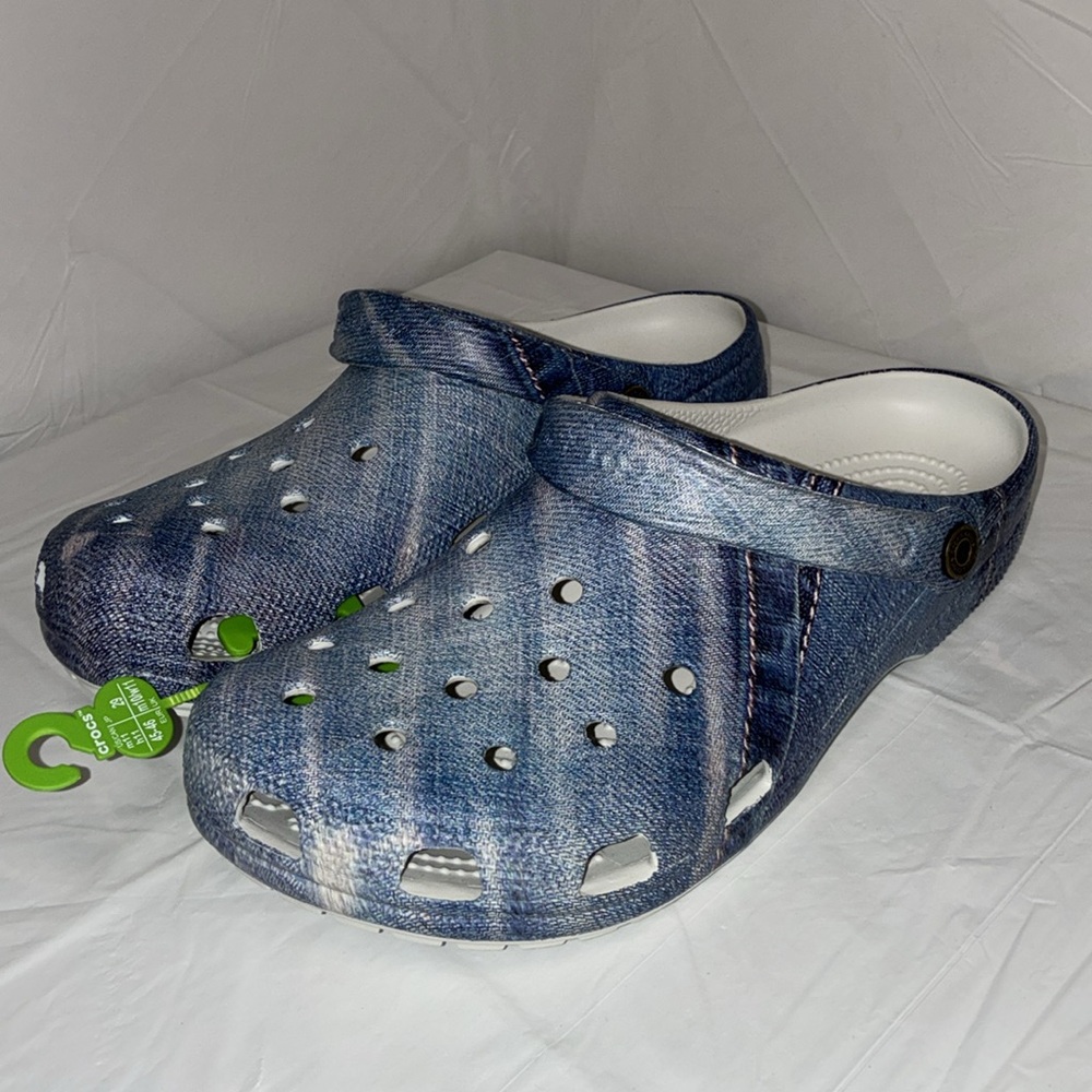 Crocs classic denim clog Unisex M10/W11 - Picture 3 of 9
